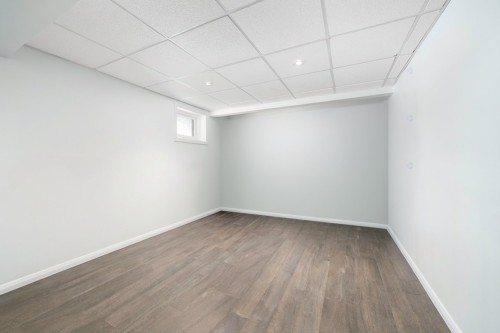 Bureau - 37 Place Leclerc, Kirkland, QC - Indoor Photo Showing Other Room