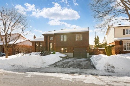 Façade - 37 Place Leclerc, Kirkland, QC - Outdoor