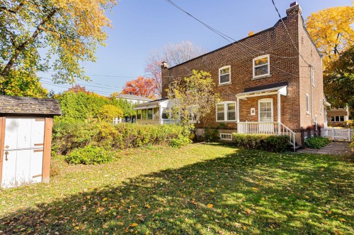 Cour - 149 Av. Cornwall, Mont-Royal, QC - Outdoor