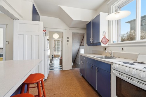 Cuisine - 149 Av. Cornwall, Mont-Royal, QC - Indoor Photo Showing Kitchen