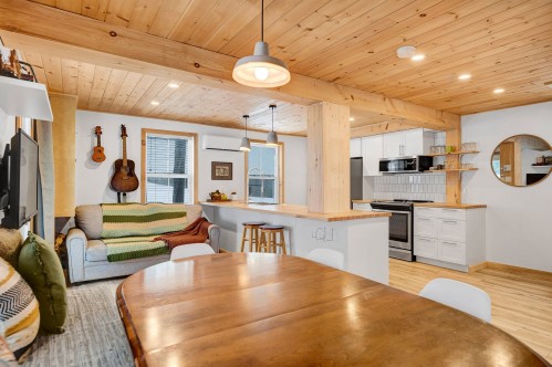 Overall view - 833 Rue Valiquette, Sainte-Adèle, QC - Indoor