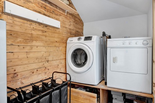 Laundry - 833 Rue Valiquette, Sainte-Adèle, QC - Indoor Photo Showing Laundry Room