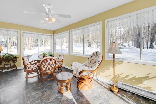 Véranda - 87 Ch. Scraire, Mille-Isles, QC - Indoor