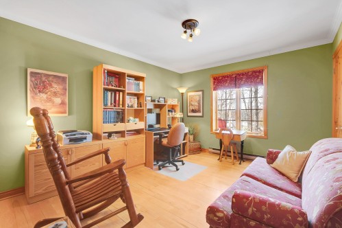 Bureau - 87 Ch. Scraire, Mille-Isles, QC - Indoor Photo Showing Office