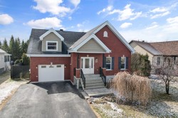 25 Rue Bernard-Laberge  Sainte-Martine, QC J0S 1V0