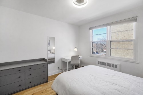 Chambre à coucher - 9-5873 Av. Decelles, Montréal (Côte-Des-Neiges/Notre-Dame-De-Grâce), QC - Indoor Photo Showing Bedroom