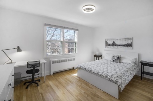 Chambre à coucher - 9-5873 Av. Decelles, Montréal (Côte-Des-Neiges/Notre-Dame-De-Grâce), QC - Indoor Photo Showing Bedroom
