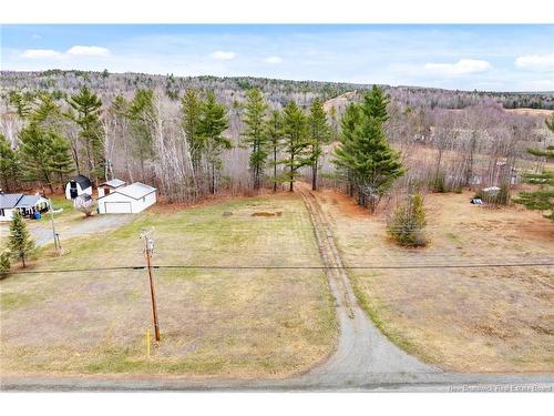 1832 Route 105, Southampton, NB 