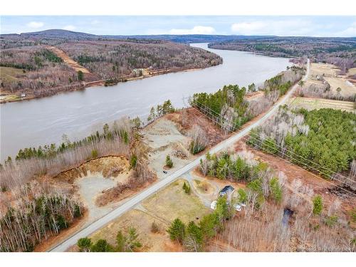 1832 Route 105, Southampton, NB 