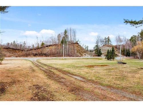 1832 Route 105, Southampton, NB 