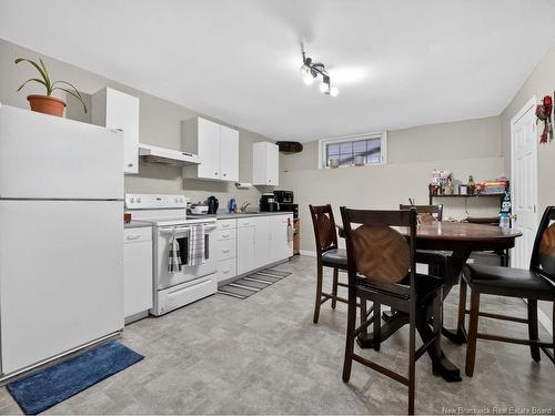 24 Mcclelan Ave, Riverview, NB 