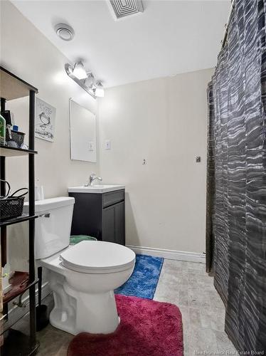 24 Mcclelan Ave, Riverview, NB 