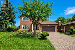 52 ELENA COURT  Hamilton, ON L9C 7P7