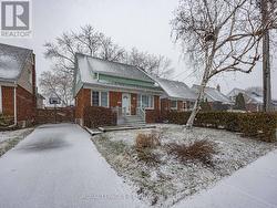 92 TOWER DRIVE  Toronto, ON M1R 3P2