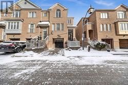 28 IGNATIUS LANE  Toronto, ON M1E 0A3