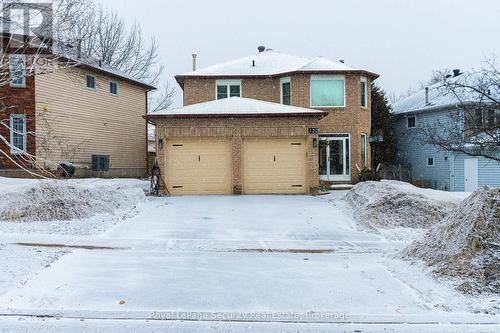 122 BROWNING TRAIL  Barrie, ON L4N 6R3