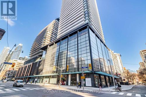 2313 - 501 YONGE STREET  Toronto, ON M4Y 0G8
