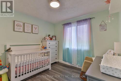 25 Herford Street, Tillsonburg, ON - Indoor Photo Showing Bedroom