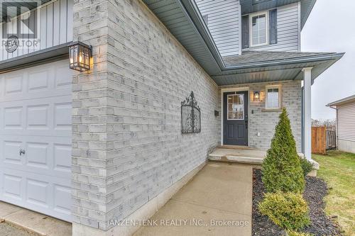 25 Herford Street, Tillsonburg, ON - Outdoor