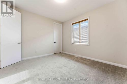 643 Terrier Circle, Ottawa, ON - Indoor Photo Showing Other Room