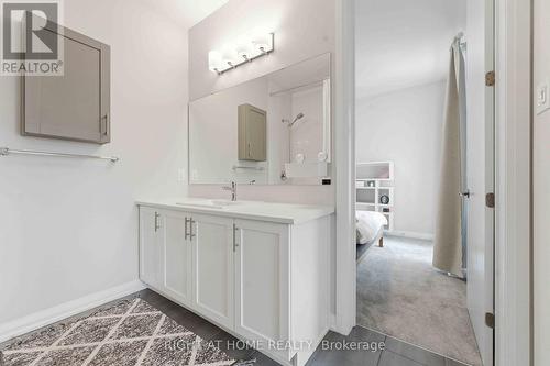 643 Terrier Circle, Ottawa, ON - Indoor Photo Showing Bathroom
