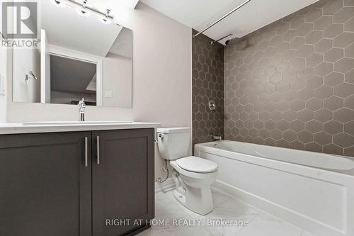 643 Terrier Circle, Ottawa, ON - Indoor Photo Showing Bathroom