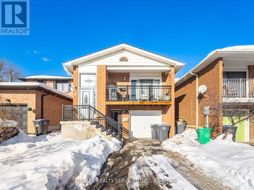 8 DEERPARK CRESCENT  Brampton, ON L6X 2T7