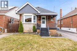 121 CAMERON Avenue S  Hamilton, ON L8K 2X6