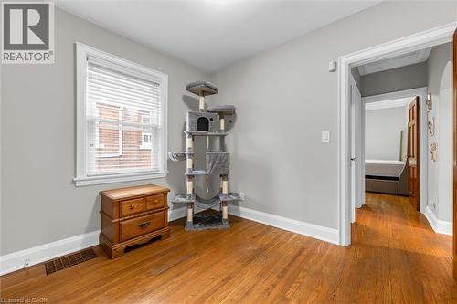 121 Cameron Avenue S, Hamilton, ON - Indoor