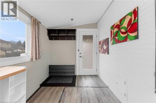 121 Cameron Avenue S, Hamilton, ON - Indoor Photo Showing Other Room