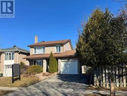 840 CHARISMA CRESCENT  Oshawa, ON L1J 7S8