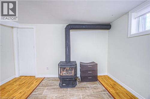 100 Reid Avenue S, Hamilton, ON - Indoor Photo Showing Other Room