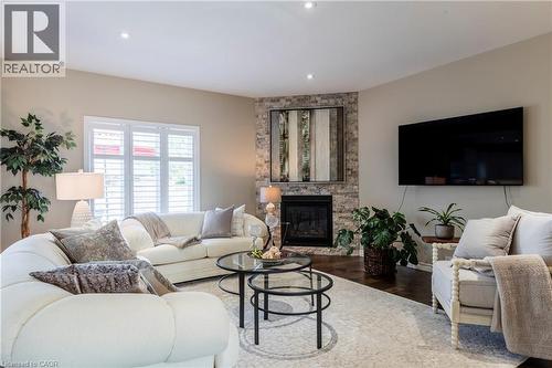 6 Bluenose Drive, Port Dover, ON - Indoor Photo Showing Living Room With Fireplace