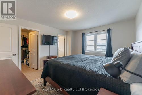 Primary with Walk-In Closet and Ensuite - 109 Denrich Avenue, Tillsonburg, ON - Indoor Photo Showing Bedroom