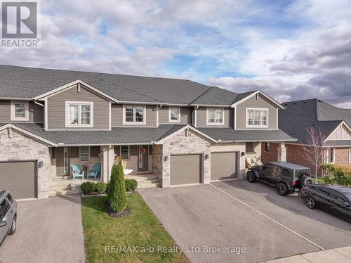 Short Walk to Westfield Public School! - 109 Denrich Avenue, Tillsonburg, ON - Outdoor With Facade