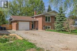 4 SELBY STREET Innisfil, ON L0L 1L0