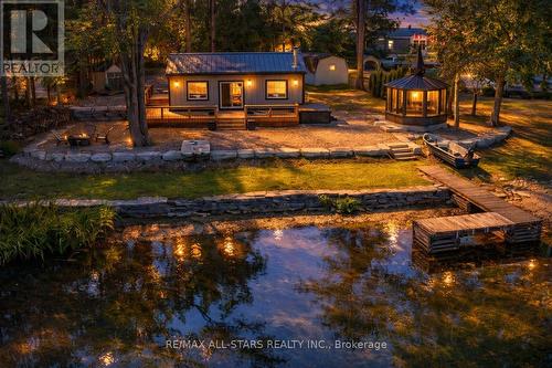 11 LITTLE BAY DRIVE  Kawartha Lakes (Laxton/Digby/Longford), ON K0M 2L0