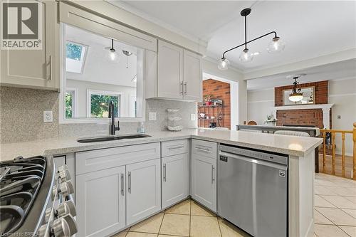 324 Burnett Avenue, Cambridge, ON - Indoor Photo Showing Kitchen