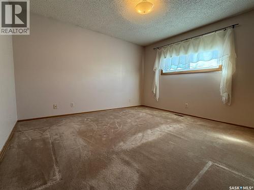 470 Cowan Drive, Swift Current, SK - Indoor Photo Showing Other Room