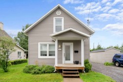 84 Rue St-Laurent  Trois-Rivières, QC G8T 6G1