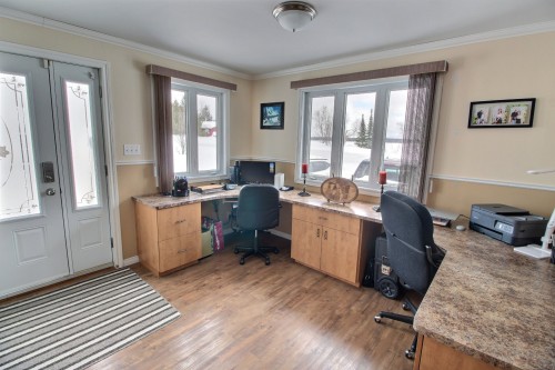 Hall d'entrée/Vestibule - 3101 Ch. Plourde, Rouyn-Noranda, QC - Indoor Photo Showing Office