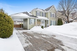 1511 Rue du Chanoine-Dupré  L'Ancienne-Lorette, QC G2E 6K3