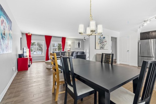 Salle à manger - 6 Place D'Autrey, Lorraine, QC - Indoor Photo Showing Dining Room