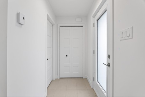 Hall d'entrée/Vestibule - Rue Des Premières-Nations, Québec (Beauport), QC - Indoor Photo Showing Other Room