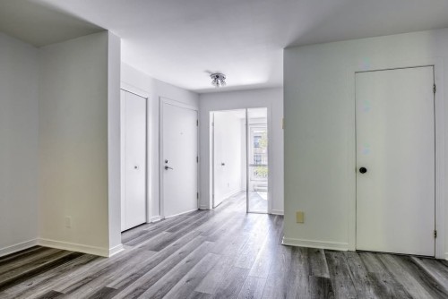 Hall d'entrée/Vestibule - 638 Rue De La Métairie, Montréal (Verdun/Île-Des-Soeurs), QC - Indoor Photo Showing Other Room