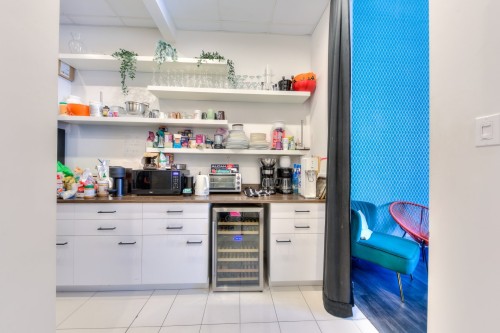 Cuisinette - 6421 Boul. St-Laurent, Montréal (Rosemont/La Petite-Patrie), QC - Indoor