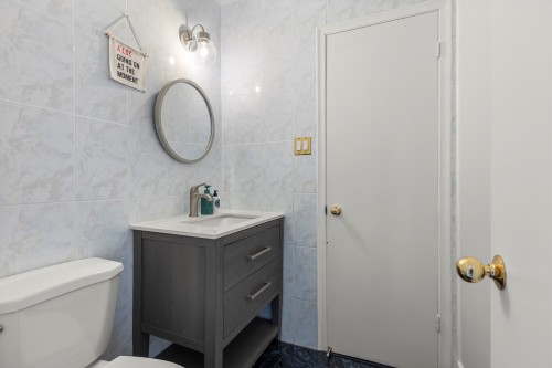 Salle d'eau - 391 Berkeley Circle, Dorval, QC - Indoor Photo Showing Bathroom