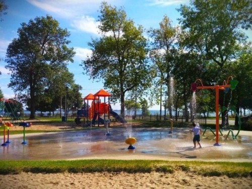 Autre - 391 Berkeley Circle, Dorval, QC - Outdoor With View