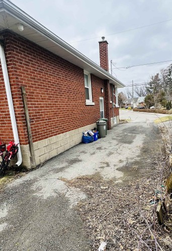 69 Glenmount Avenue, Hamilton, ON - Outdoor