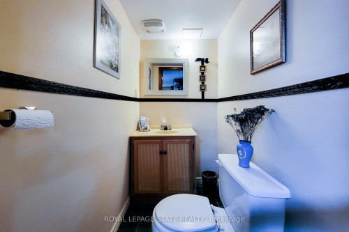 52 Elena Court, Hamilton, ON - Indoor